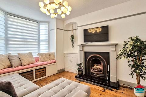 undefined, Lon Dywod | New Street, Pwllheli, LL53