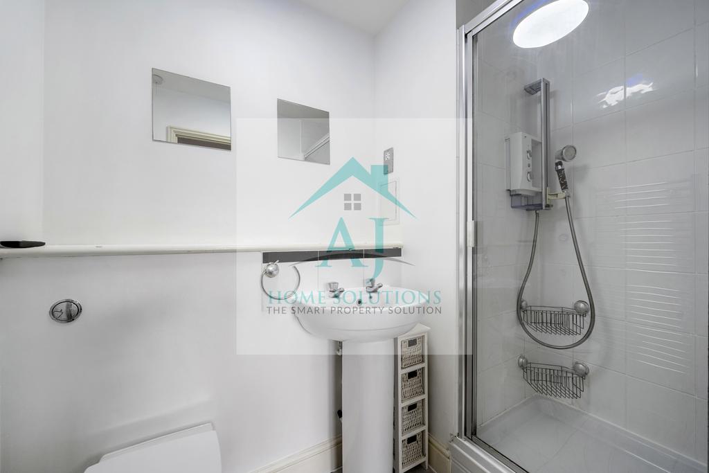 Onsuite Shower