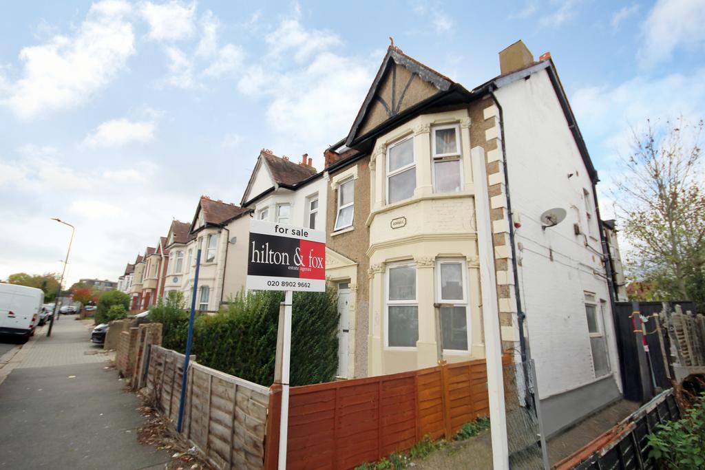 District Road, Wembley, Middlesex HA0