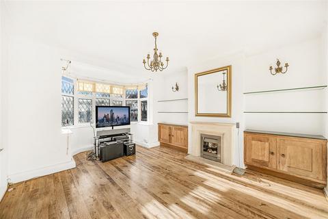 undefined, Gunners Grove, London E4