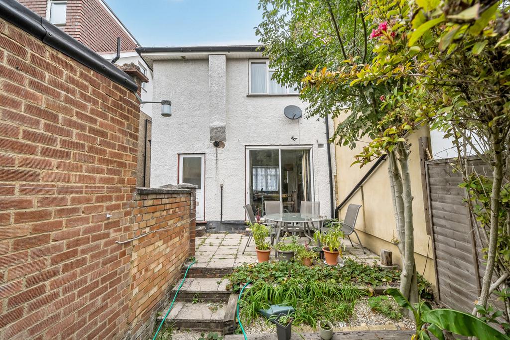 1370674-15-68f264...