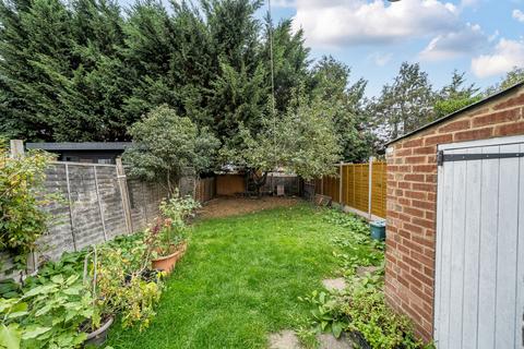 3 bedroom semi-detached house for sale, Pavilion Way, Ruislip, Middlesex