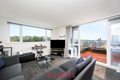 2 bedroom apartment for sale, Coniston Court, Holland Road, Hove