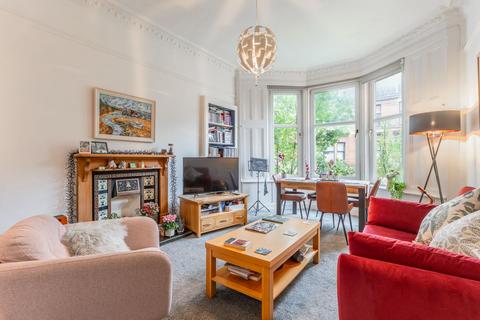 2 bedroom flat for sale, Lyndhurst Gardens, Flat 2/1, North Kelvinside, Glasgow, G20 6QX