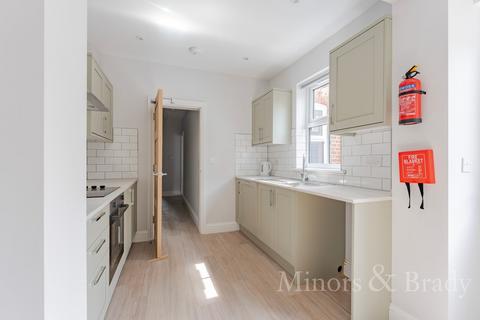 5 bedroom terraced house to rent, Bury Street, Norwich