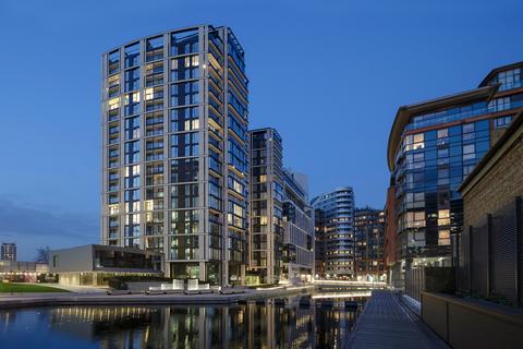 3 bedroom flat for sale, Merchant Square, London W2