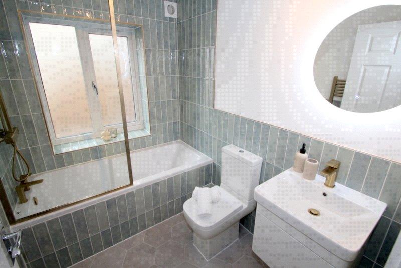 Bathroom/Wc