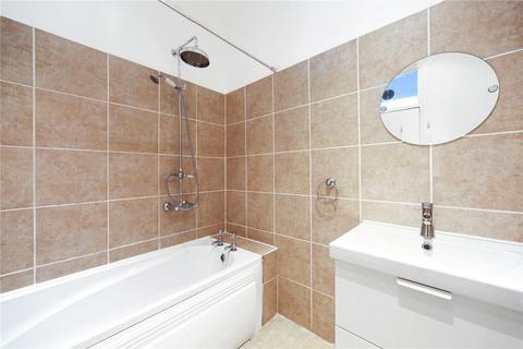 1 bedroom flat to rent, Kerrington Court, London W10