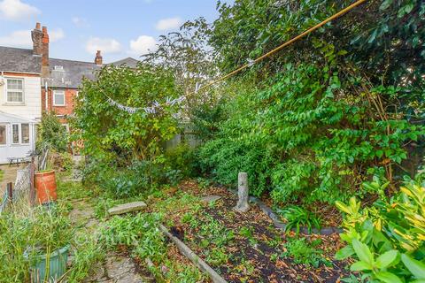 4 bedroom terraced house for sale, New Street, Newport, Isle of Wight