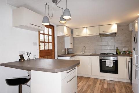 Studio to rent, Abingdon Road, Burcot OX14