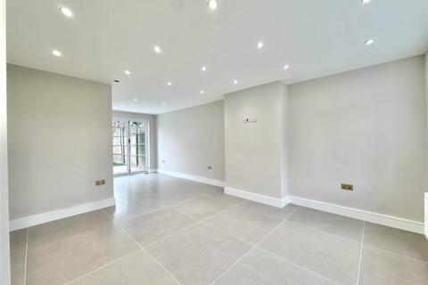 undefined, Wych Elms, Park Street