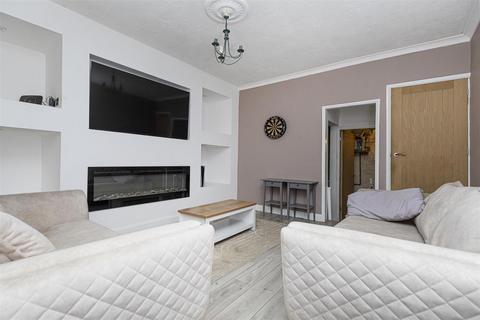 2 bedroom terraced house for sale, Scar Lane, Huddersfield HD3