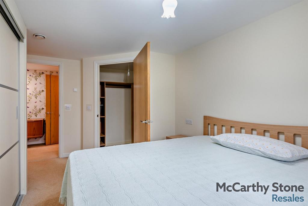 8668087-interior08-800.jpg