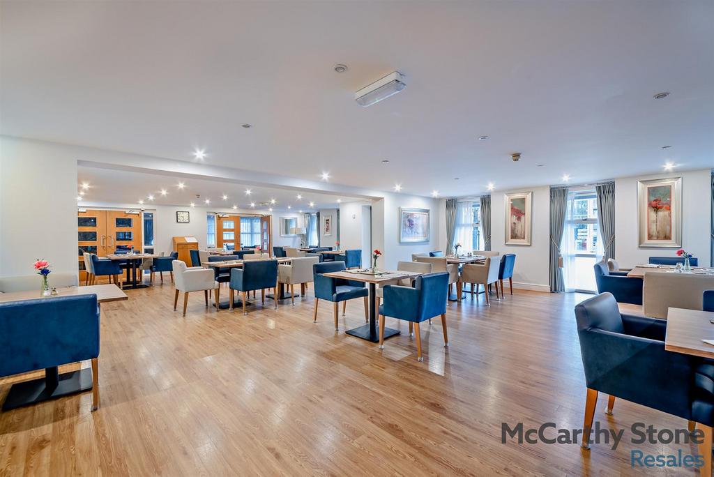 8668087-interior04-800.jpg