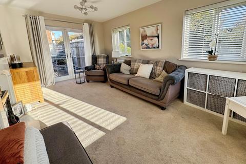 3 bedroom semi-detached house for sale, Thorntree Lane, Branston, Burton-on-Trent, DE14