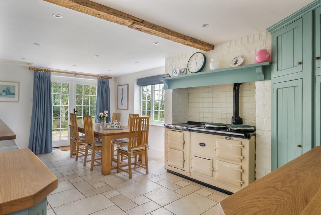 Kitchen/Breakfast