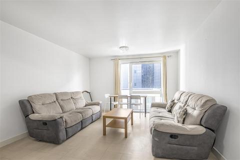 3 bedroom flat to rent, Wilton Road, SW1V