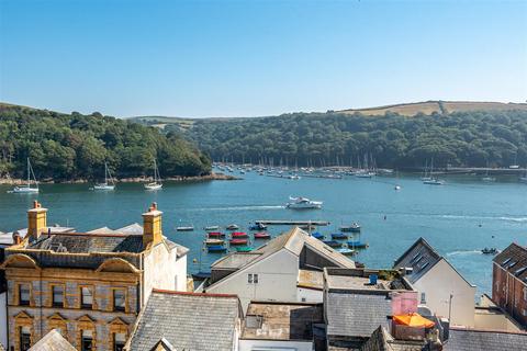 undefined, Bull Hill, Fowey