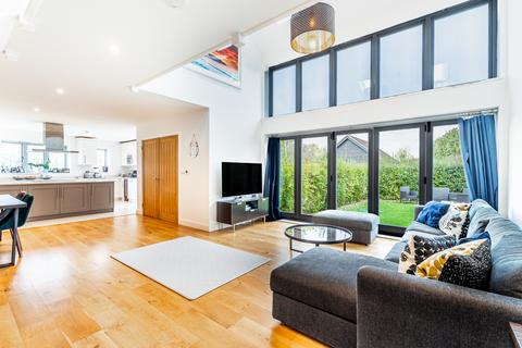 4 bedroom semi-detached house for sale, Bradden Lane, Hemel Hempstead HP2
