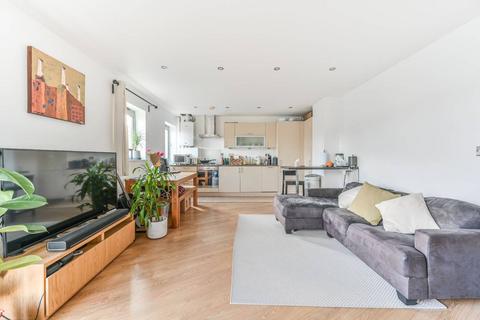 Battersea Park Road, Battersea, London, SW11