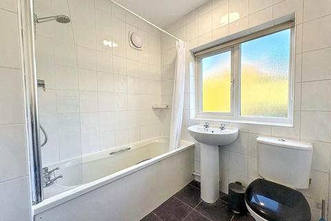 undefined, Whinney Bank, Mansfield Woodhouse, Notts, NG19 9DX