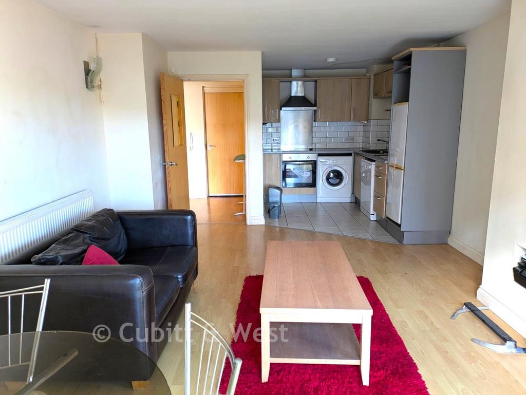 Lounge/Kitchen