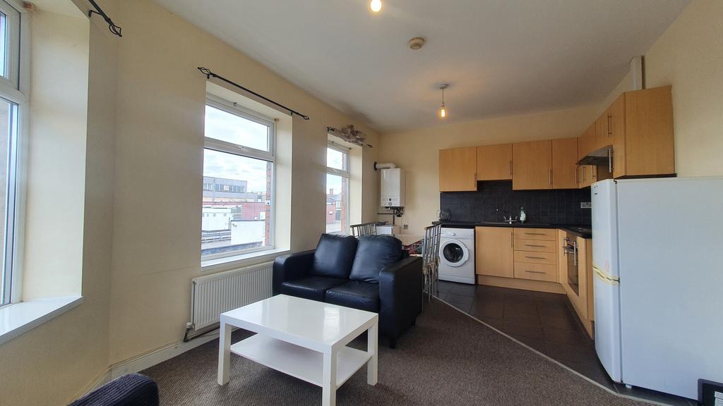2 bedroom Flat for rent