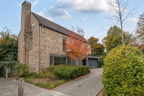 4 bedroom detached house for sale, Eversley Gardens, Kings Worthy, Winchester, Hampshire, SO23