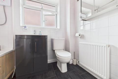 25 Brisbane, Stonehouse, GL10 2PX