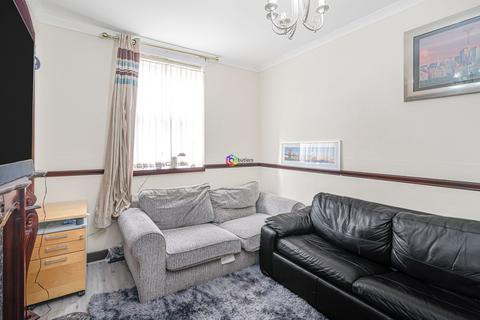 7 Barrie Road, Sheffield, S5 8RR