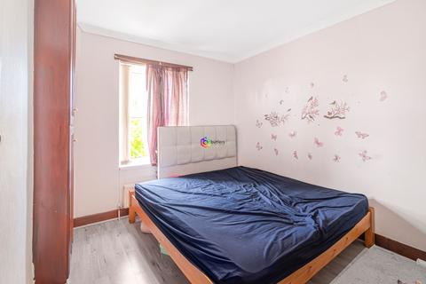 7 Barrie Road, Sheffield, S5 8RR