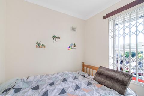7 Barrie Road, Sheffield, S5 8RR