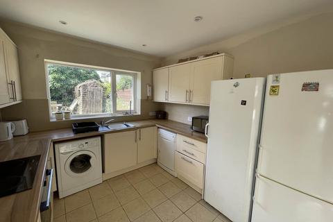 5 bedroom terraced house to rent, Llanishen Street, Heath, Cardiff