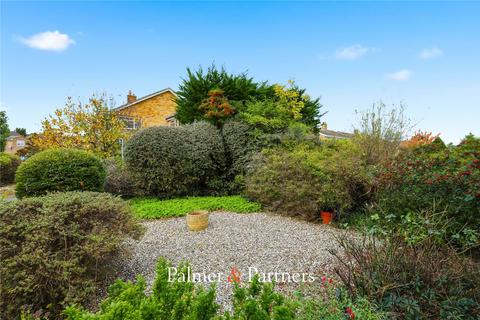 3 bedroom semi-detached house for sale, Robin Way, Chelmsford CM2