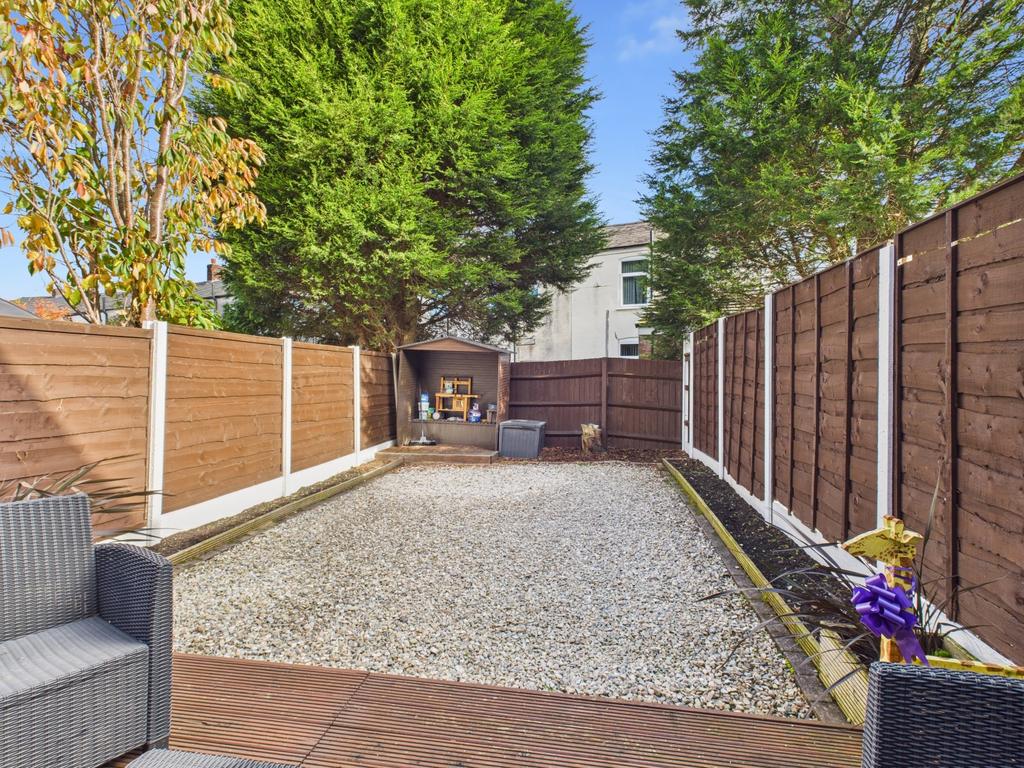 Cam03729 g0 pr0163 still013