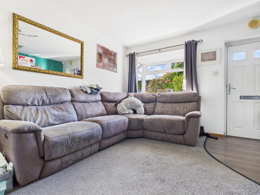 Cam03729 g0 pr0163 still020