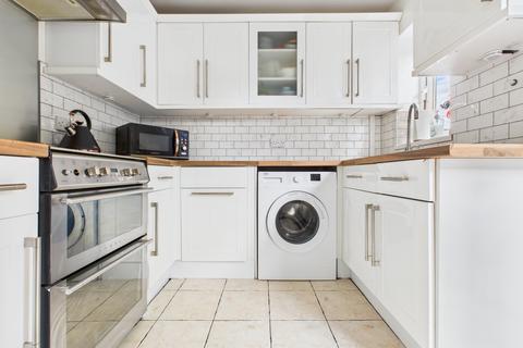 2 bedroom semi-detached house for sale, Markham Close, Hyde, SK14 4BJ