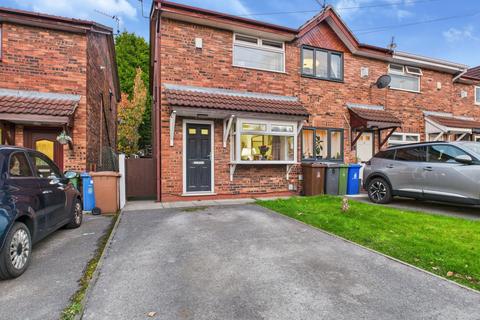 2 bedroom semi-detached house for sale, Markham Close, Hyde, SK14 4BJ