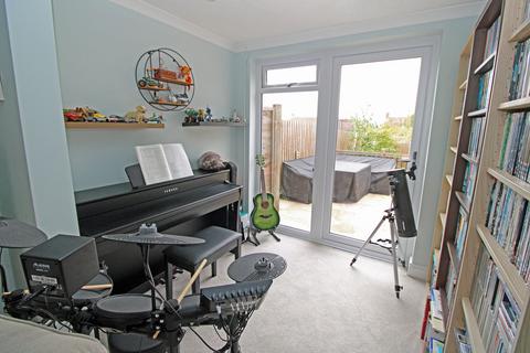 5 bedroom terraced house for sale, The Green, Overton RG25