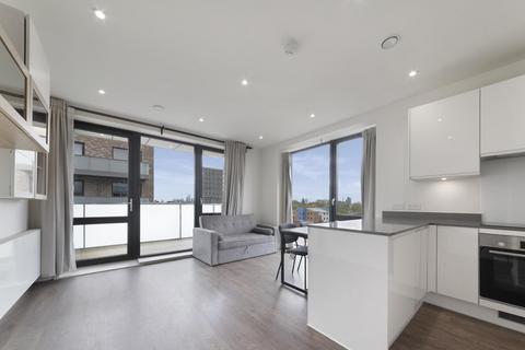 1 bedroom apartment for sale, Barrell Makers House, London, E14