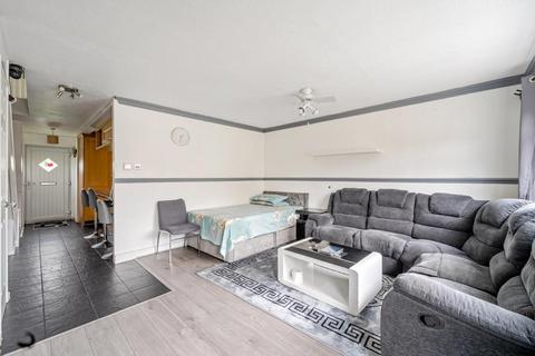 undefined, Slough,  SL2,  SL2