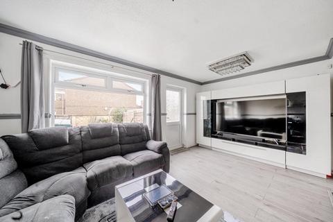 undefined, Slough,  SL2,  SL2