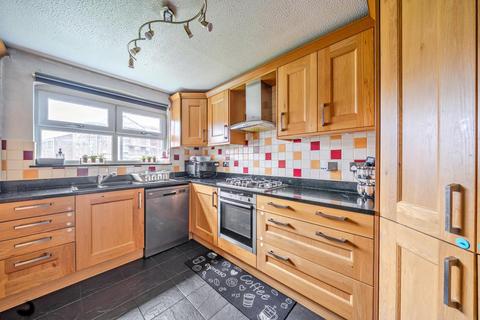 undefined, Slough,  SL2,  SL2