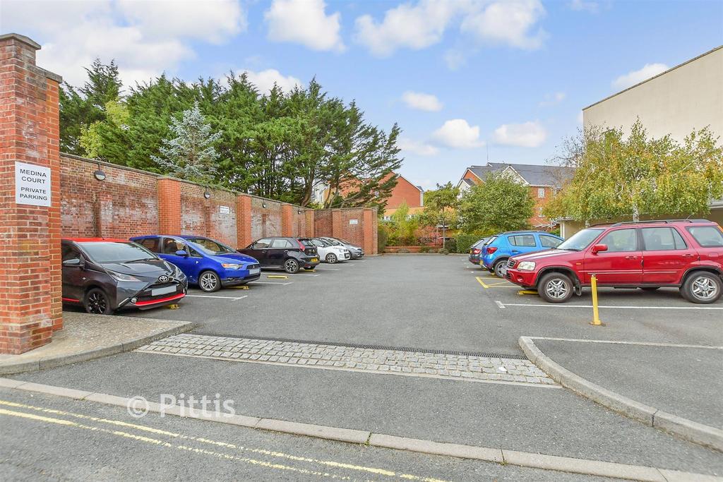 Driveway/Parking