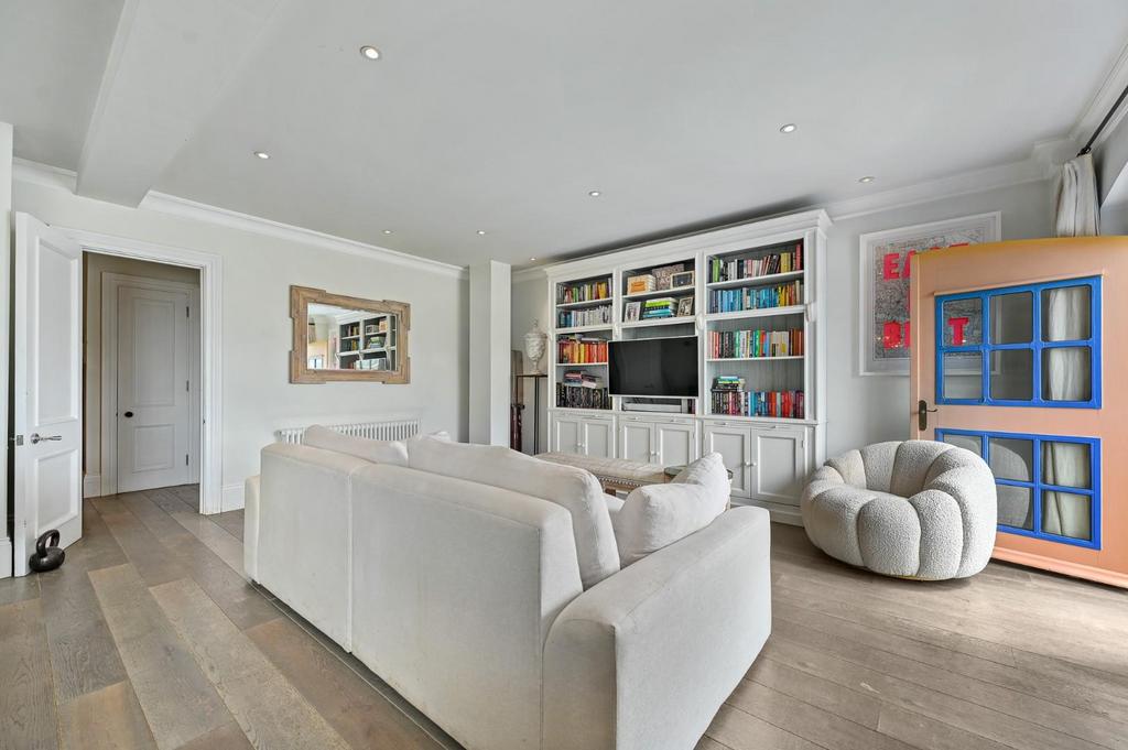 TEC - 19 Millers Wharf - Reception C3 (1).jpg