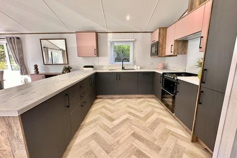 3 bedroom mobile home for sale, White Cross Bay, Ambleside Road, Windermere LA23