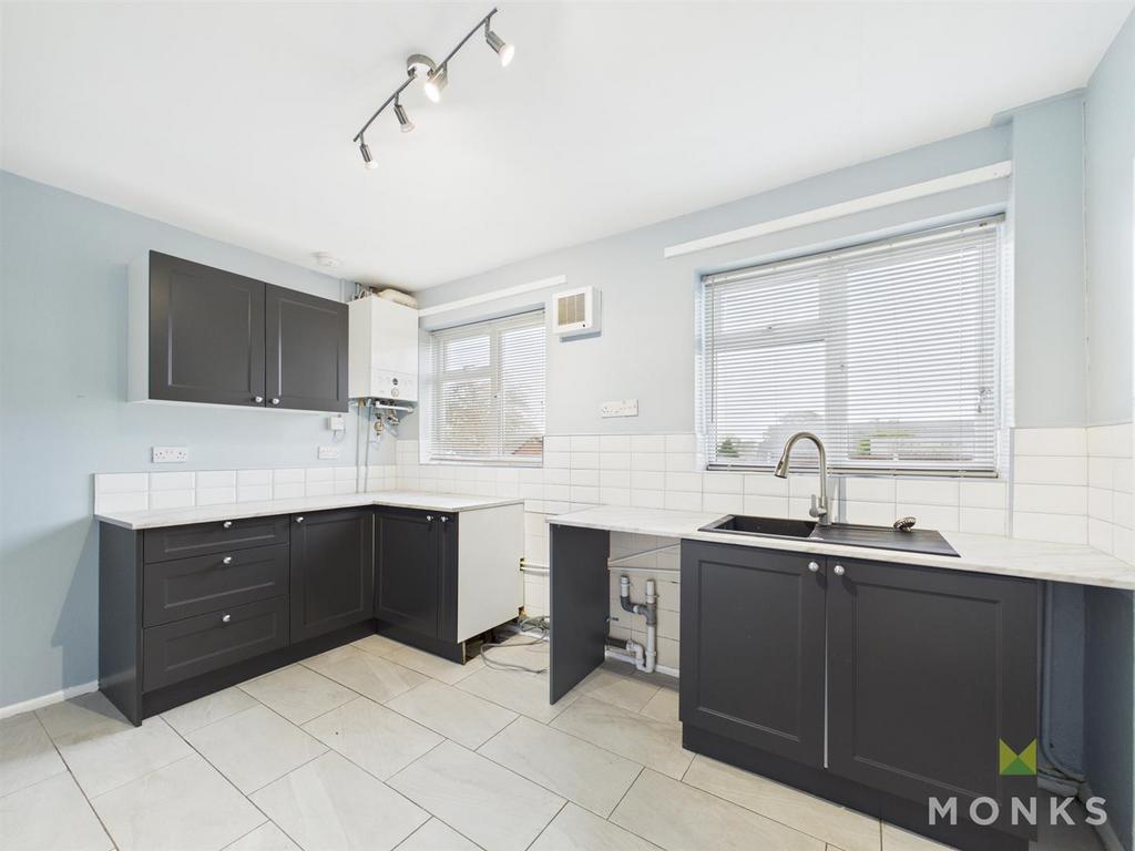 CAM01420 G0-PR0794-STILL006.jpg