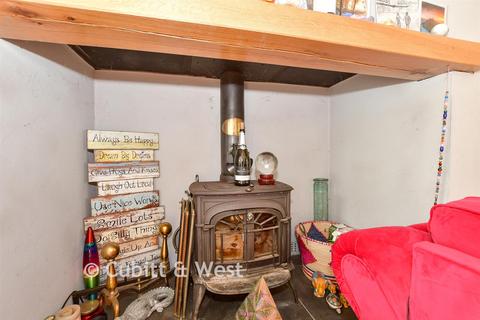 undefined, Snow Hill, Copthorne, West Sussex