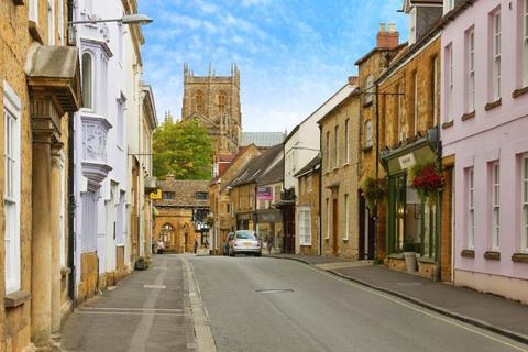 2 bedroom retirement property for sale, Long Street, Sherborne, DT9