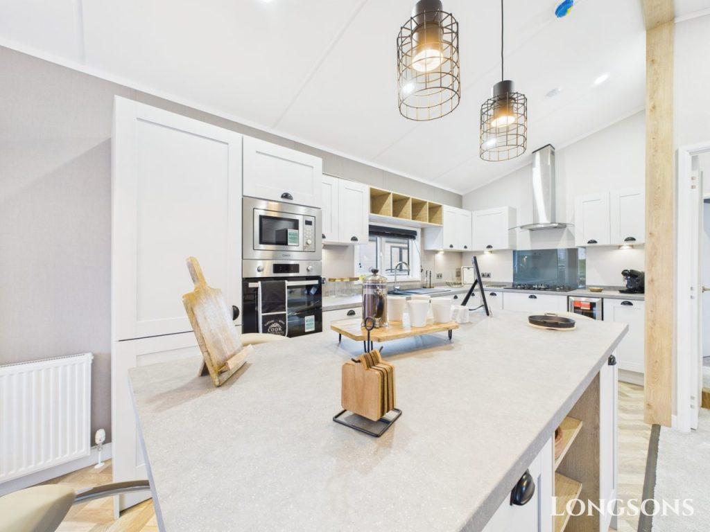 Cam02173g0 Pr0277 Still067